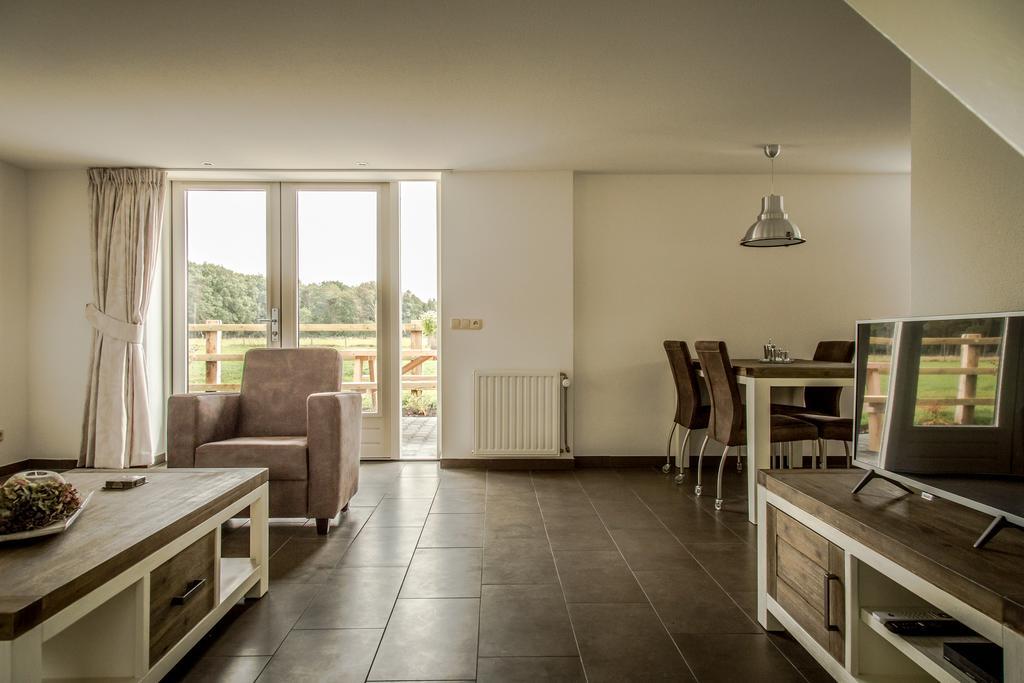 Het Kleine Landgoed Villa Haarle ภายนอก รูปภาพ